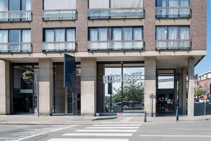 Entrance Woluwe-Saint-Lambert Marcel Thiry Woluwe