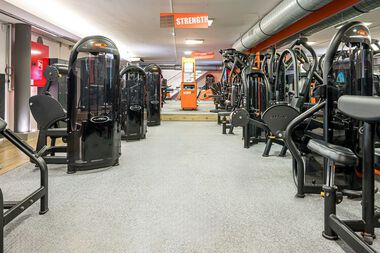 Strength zone 1 Rue Antoine Dansaert Ladies Brussels