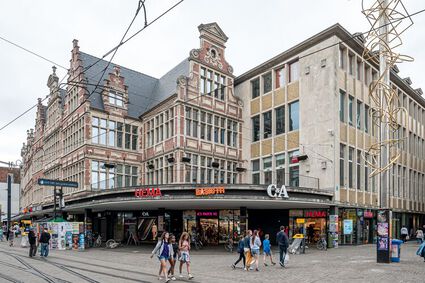 Entrance Korenmarkt Gent